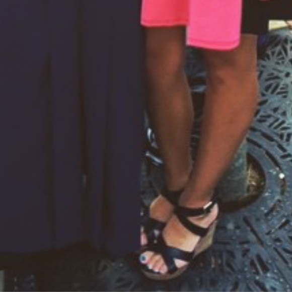 Black Strap Wedges - Picture 10 of 10